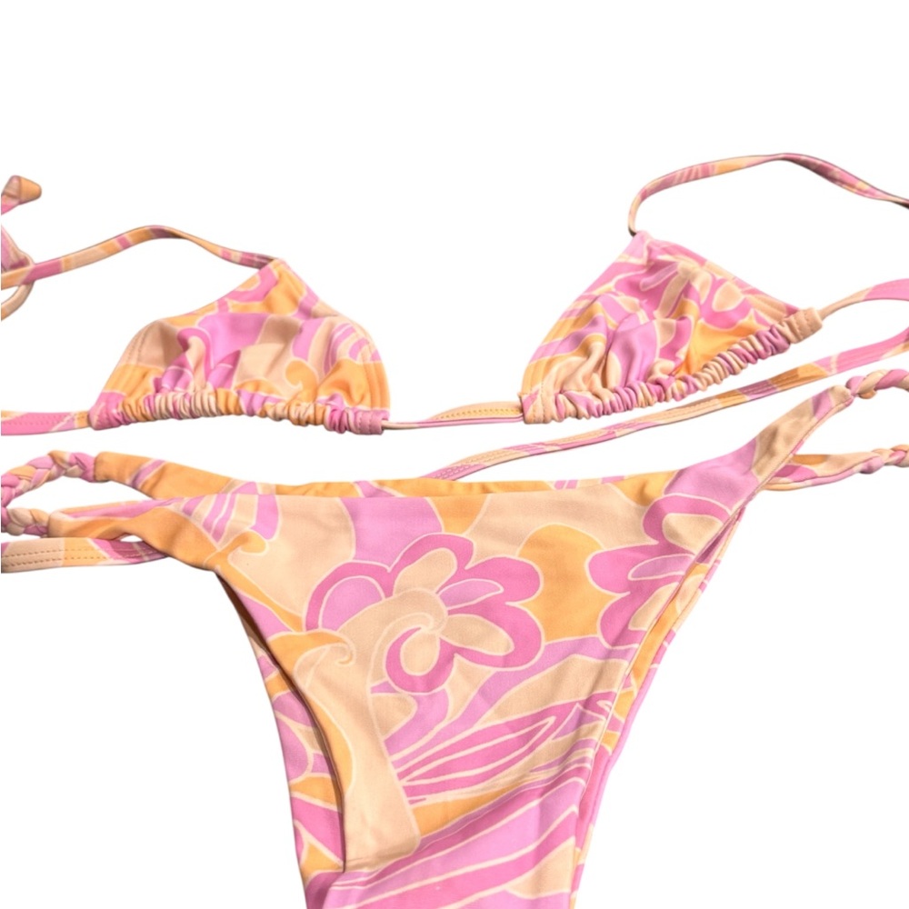 Vibrant Floral Bikini Set size small
